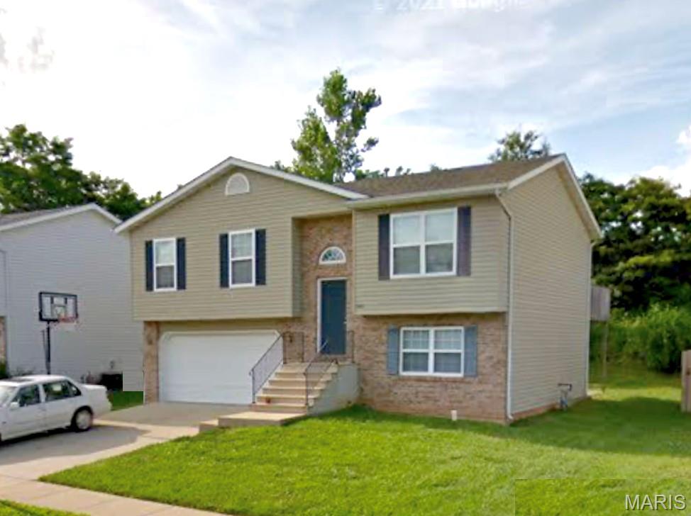 363 SWEETWATER Lane, O'Fallon, IL, 62269 - 3 bed, 3 bath home for sale in O'Fallon, MO