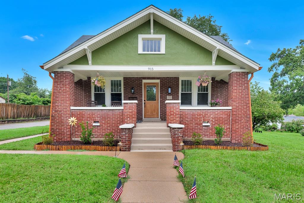 915 Kingshighway