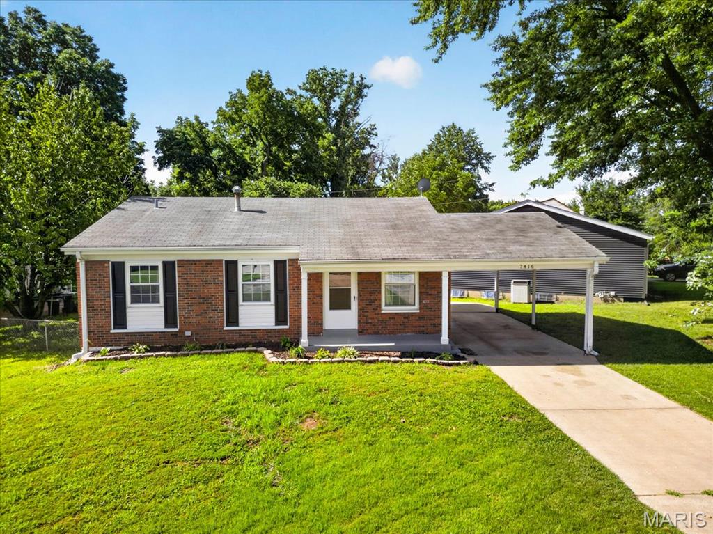 7416 Foxmont