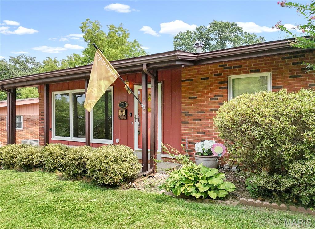 508 Crestvale
